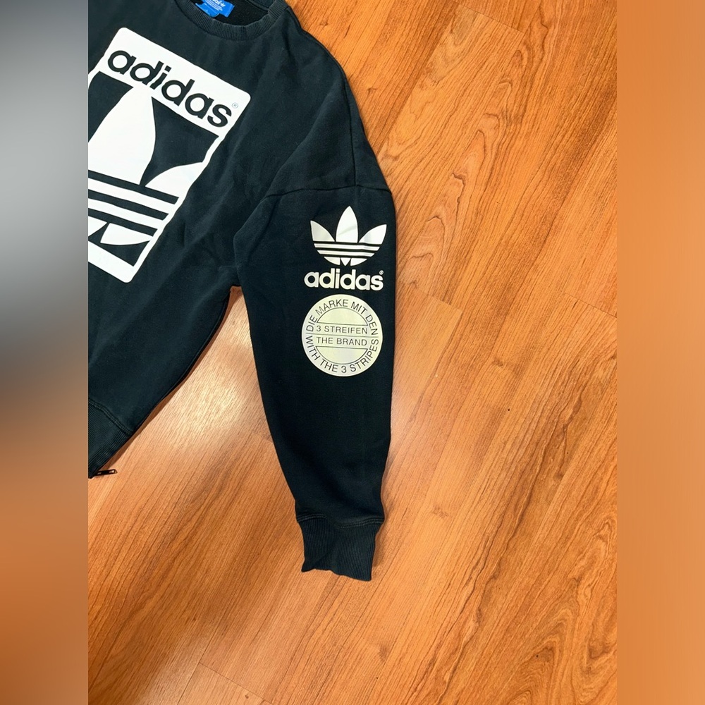 Vintage crewneck, Adidas sweatshirt size small - Picture 2 of 6